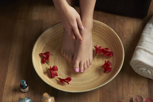 Cengkam Kuku Kaki Cengkam Kuku Kaki
