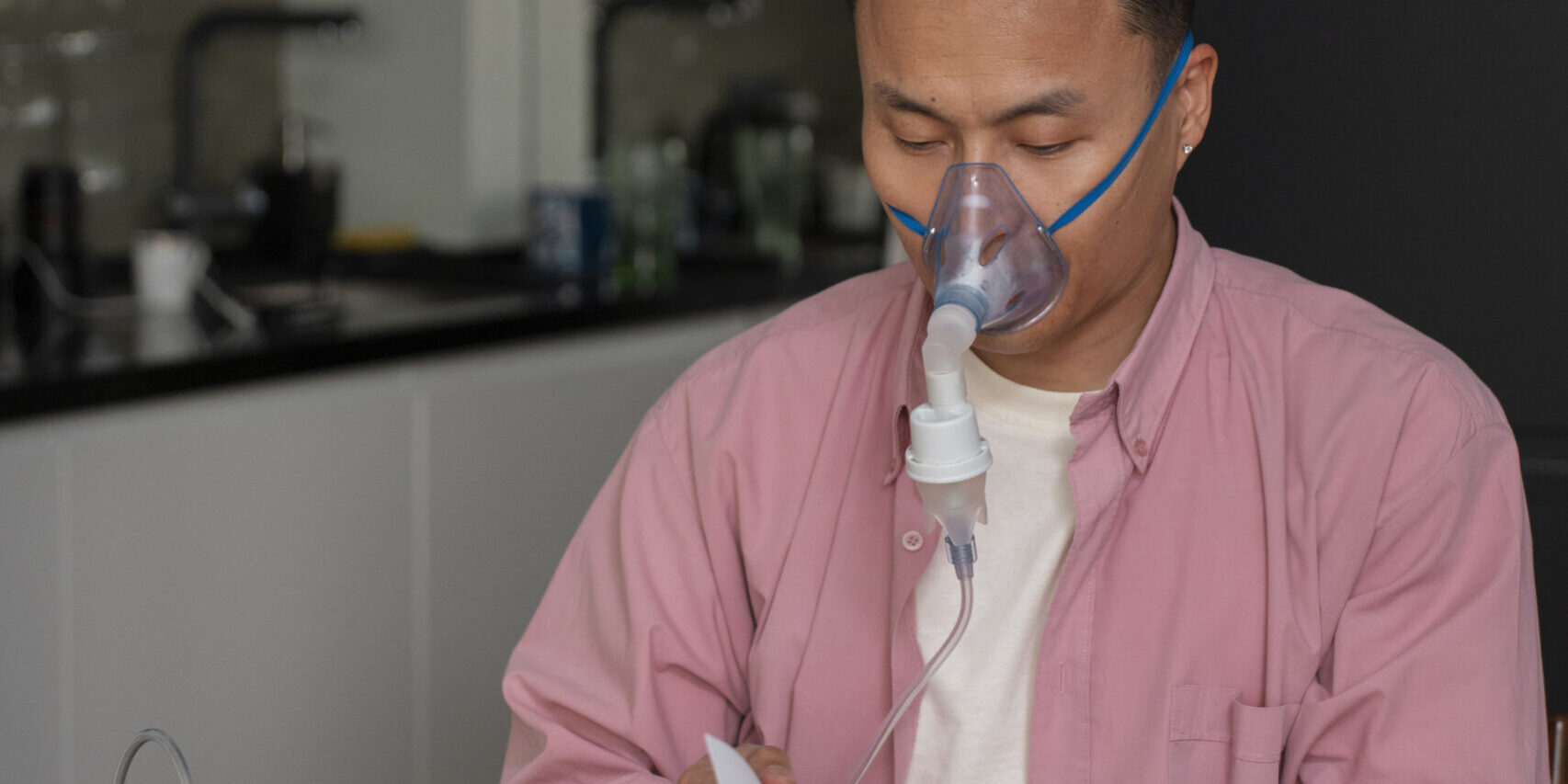 Nebulizer Untuk Golongan Dewasa dan Kanak-Kanak Nebulizer Untuk Golongan Dewasa dan Kanak-Kanak
