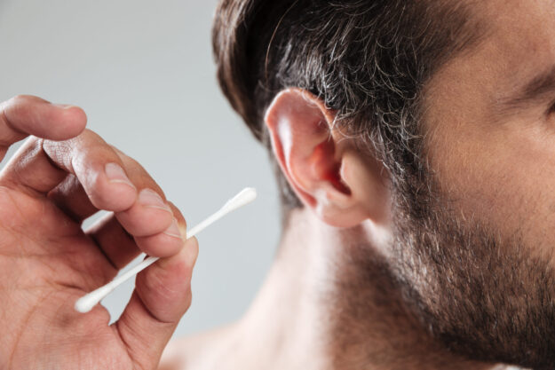 servis cuci telinga ear spa
