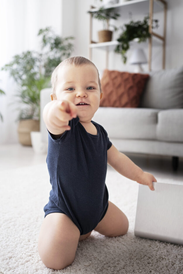 Vaksin baby 12 bulan Vaksin baby 12 bulan