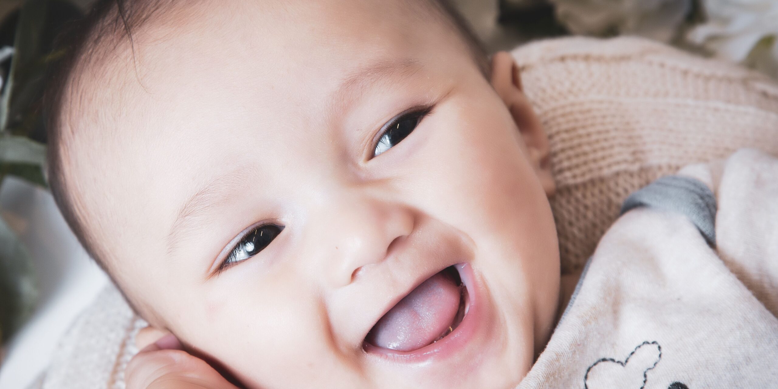 happy baby vaccine MR measles rubella